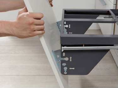 prügikast Pullboy Soft Comfort prügisüsteemide esitüki tugevdusvinklite komplekt